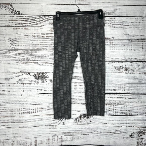 Lululemon Wunder Under Crop Textured Gray & White 6 - Picture 2 of 4